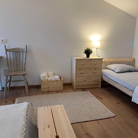 Hramisce Apartment Smarje  Ngoại thất bức ảnh