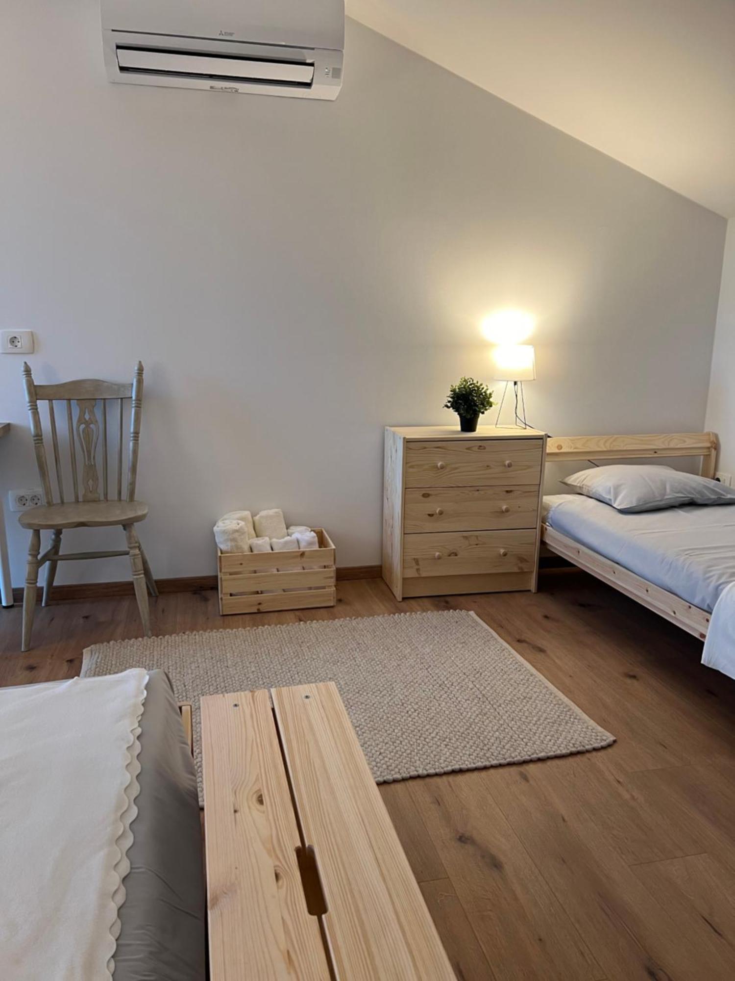 Hramisce Apartment Smarje  Ngoại thất bức ảnh
